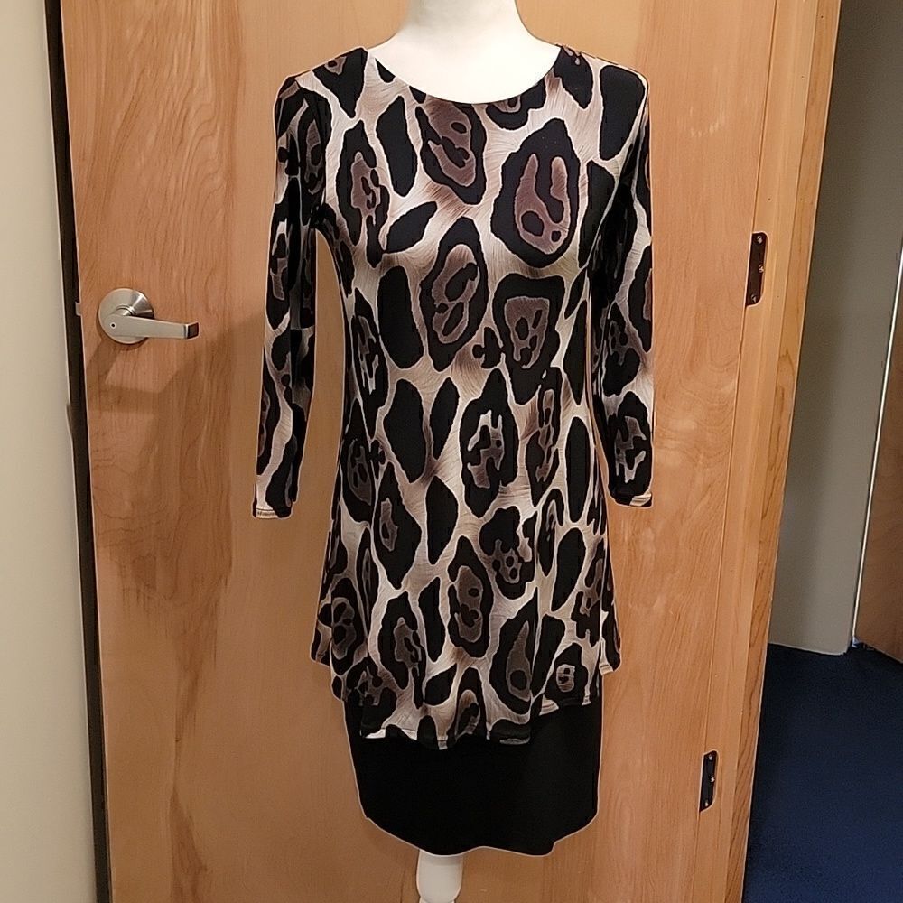 Eva Varro leopard print dress